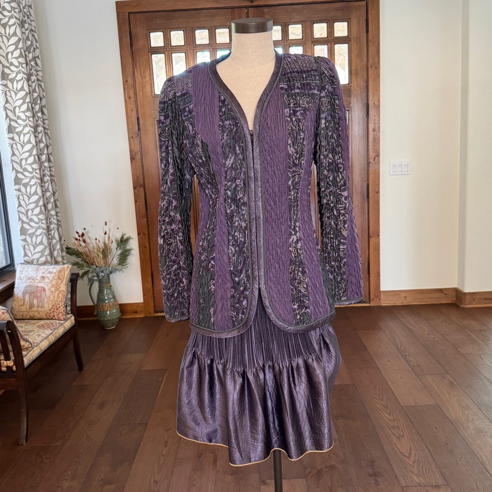 Vintage Jeanne Marc Plum Ruched Zip Up Jacket & Skirt Set size Medium